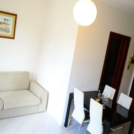 Apartment La Marina